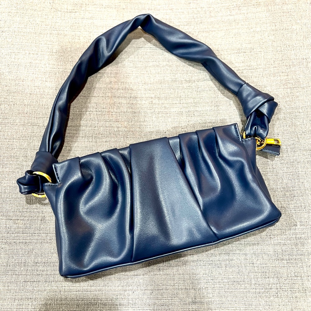 Expressions NYC bag
